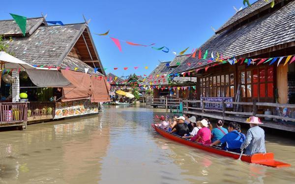مقاله: بازار شناور پاتایا (تایلند)