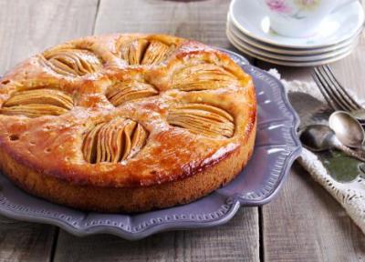طرز تهیه کیک سیب و دارچین با ماست؛ ساده برای تازه کارها
