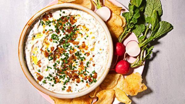 طرز تهیه ماست موسیر، چاشنی خوشمزه و متفاوت